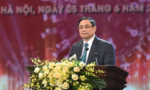 Thủ tướng Phạm Minh Chính: Trân trọng mọi đóng góp, huy động mọi nguồn lực để sớm có vaccine cho nhân dân