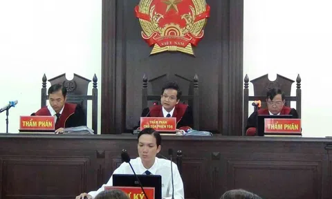 Bàn về việc thay đổi và bổ sung yêu cầu khởi kiện tại phiên tòa sơ thẩm vụ án dân sự