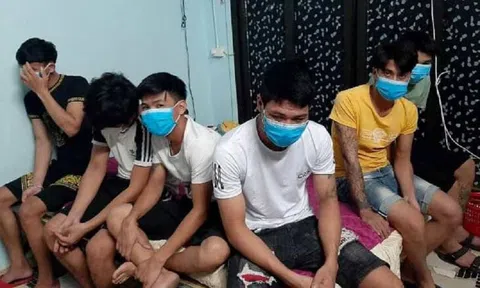 Nghệ An: Phạt cả chủ và khách hát karaoke giữa mùa dịch 125 triệu đồng