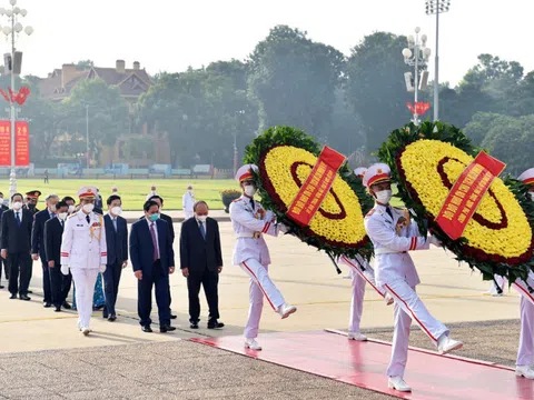 Lãnh đạo Đảng, Nhà nước viếng Chủ tịch Hồ Chí Minh, tưởng nhớ các anh hùng liệt sĩ