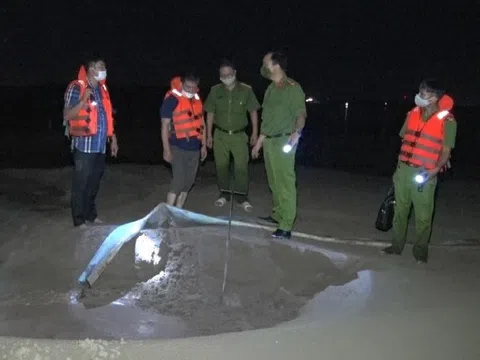 Hà Nam: Cảnh sát môi trường phát hiện vụ khai thác cát trái phép khối lượng lớn