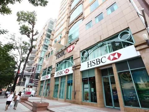 HSBC thu xếp khoản vốn 1 tỷ USD cho Techcombank