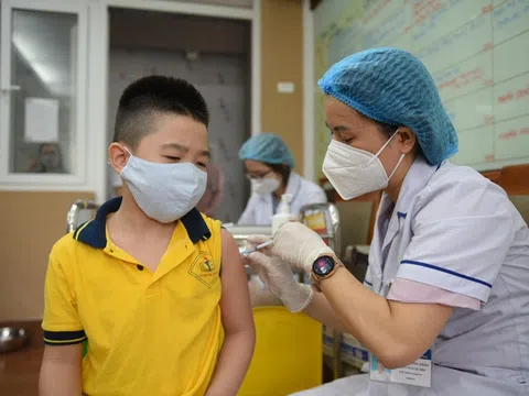 Tiêm vaccine phòng COVID-19 vì lợi ích bản thân, cộng đồng, tránh nguy cơ bùng phát dịch trở lại