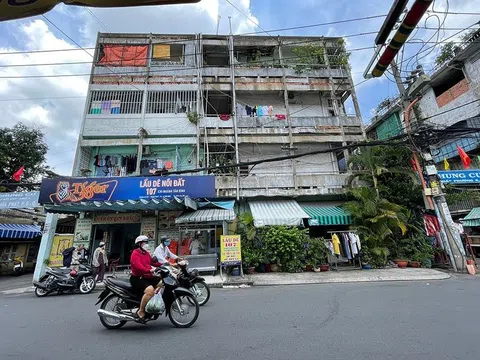 Sống ở chung cư "hết đát"