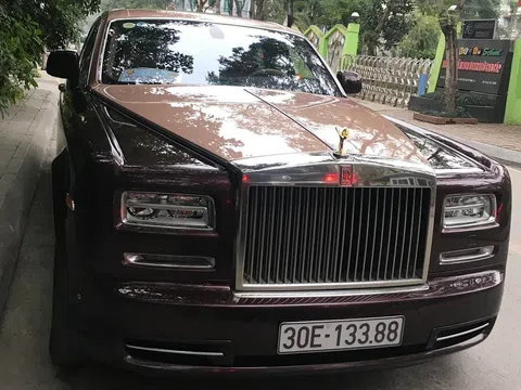 Rolls-Royce Phantom "thửa riêng" cho ông Trịnh Văn Quyết bị ngân hàng OCB chuẩn bị đấu giá từ 28 tỷ đồng