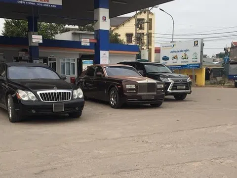 Ngoài Rolls-Royce, ông Trịnh Văn Quyết còn từng sử dụng 2 xe đắt tiền của Maybach, đều có vách ngăn riêng tư