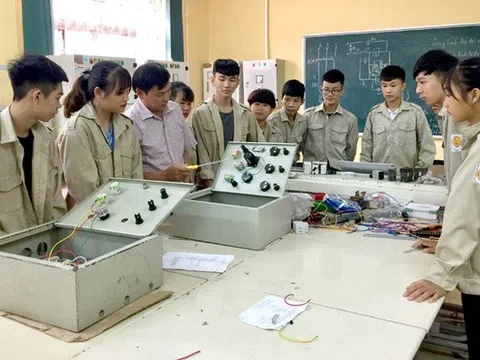 Học sinh trường nghề phải học 3 môn bắt buộc