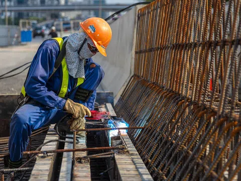 Doanh nghiệp thép “thấm đòn” siết van tín dụng, trái phiếu