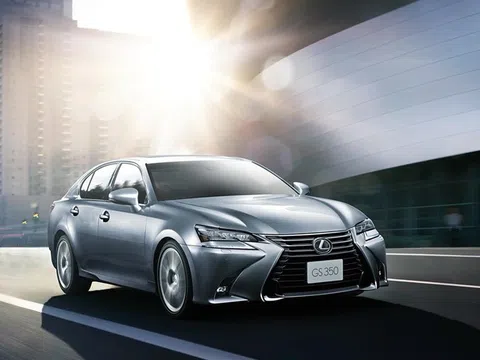 Mới ra Tết, Lexus Việt Nam đã thông báo triệu hồi 64 xe vì lỗi bình nhiên liệu dẫn đến cháy nổ