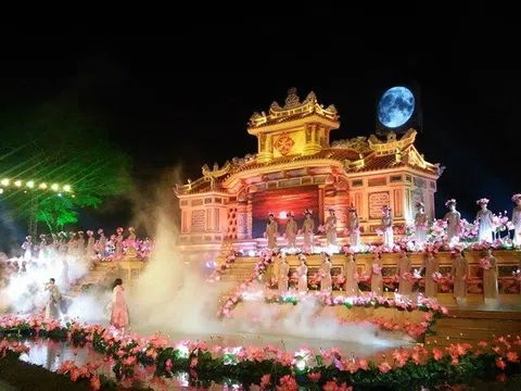 Festival nghề truyền thống Huế sẽ diễn ra dọc 2 bờ sông Hương