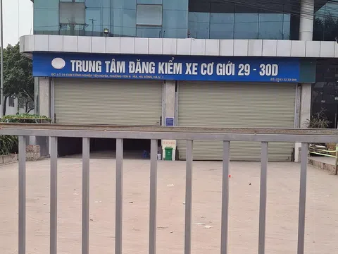 Chỉ 9/31 trung tâm đăng kiểm tại Hà Nội còn hoạt động, chủ phương tiện được khuyến cáo chủ động đăng kiểm ở các tỉnh lân cận