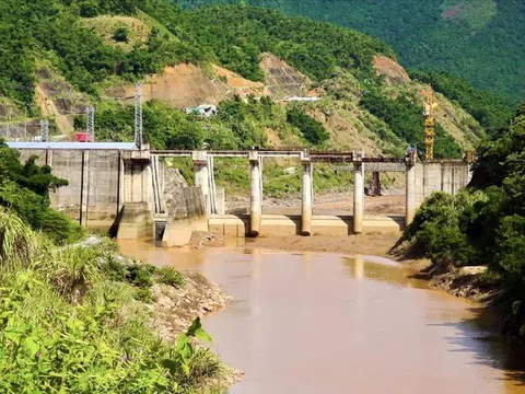 Sắp “cán đích”, dự án thuỷ điện hơn 3.300 tỉ tại Thanh Hoá bỗng dưng “đắp chiếu” do đâu?