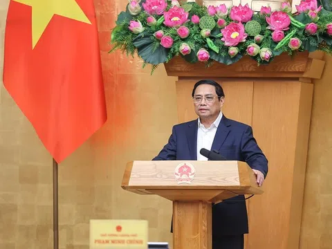 Thủ tướng: Thị trường bất động sản còn tiềm ẩn nhiều khó khăn