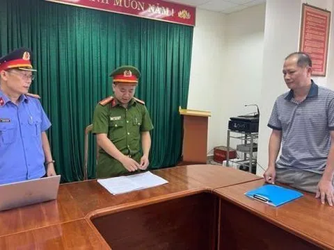 Quảng Bình: Bắt 2 Phó Giám đốc trung tâm đăng kiểm