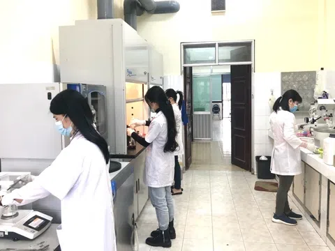 Tiền lương thấp, phụ cấp không có, người trẻ 'quay lưng' với nghiên cứu khoa học
