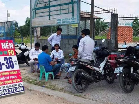 “Cò đất” hết đường bát nháo