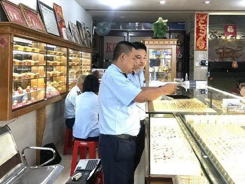 Vì sao hơn 100 doanh nghiệp kinh doanh vàng tại Hà Nội bị “sờ gáy”?