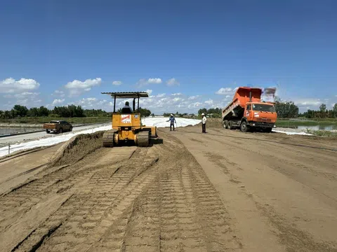 Thủ tướng chỉ đạo Bộ Công an vào cuộc điều tra việc cung ứng vật liệu xây dựng