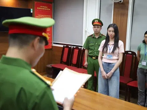 Khởi tố Nguyễn Thúc Thùy Tiên