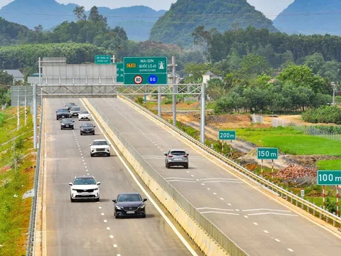 Sau Sơn Hải, Đèo Cả, thêm một doanh nghiệp muốn đầu tư mở rộng 300km cao tốc Bắc - Nam