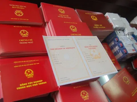 UBND cấp xã quản lý việc sử dụng phôi văn bằng, chứng chỉ