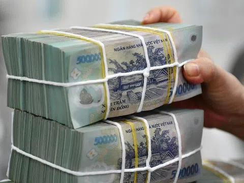 Lãi suất liên ngân hàng giảm sâu