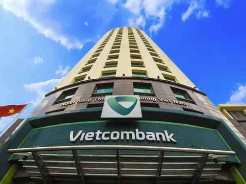 Vietcombank lãi hơn 24.000 tỷ đồng sau 6 tháng, nợ xấu tăng nhẹ