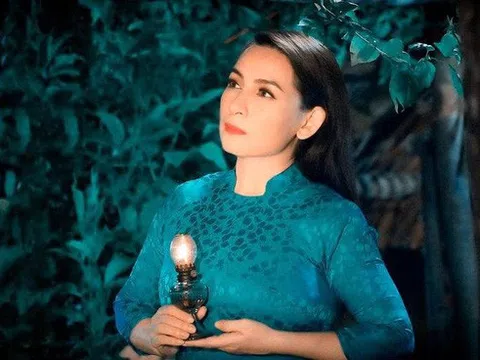 Ca sĩ Phi Nhung qua đời vì COVID-19