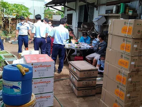 Cục QLTT Gia Lai tạm giữ 3.500 lít thuốc bảo vệ thực vật