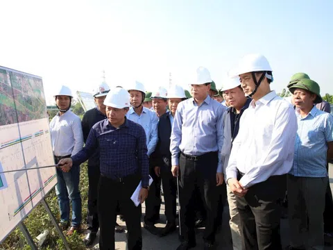 Bí thư Thành ủy Hà Nội kiểm tra Vành đai 4 tại Hưng Yên: Phối hợp chặt chẽ, rút ngắn thời gian thi công