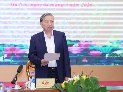 Tổng Bí thư: Công tác chính trị, tư tưởng phải thực sự đi trước, mở đường