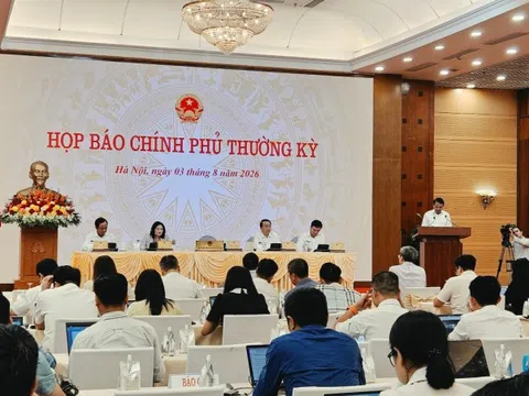 Kinh tế - xã hội 7 tháng đầu năm 2026: Thu ngân sách vượt 72% dự toán, FDI đăng ký tăng gần 58%