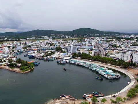 Kiên Giang: Đề xuất 6 nhóm chính sách ưu đãi để phát triển thành phố Phú Quốc