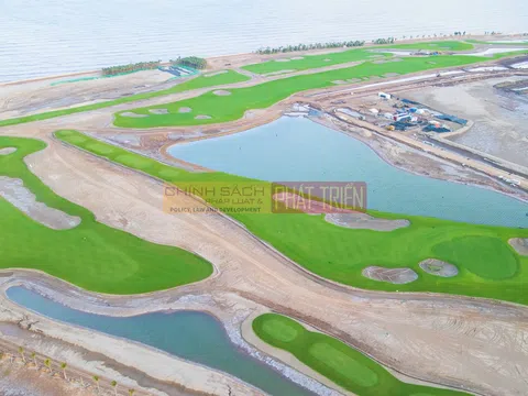 Đấu thầu chọn nhà đầu tư sân golf nếu có hai nhà đầu tư đăng ký