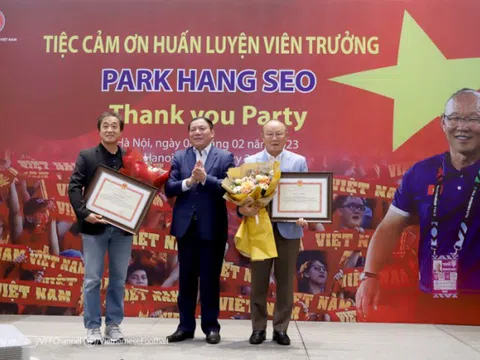 HLV Park Hang Seo nhận vinh dự cuối cùng trước khi rời Việt Nam