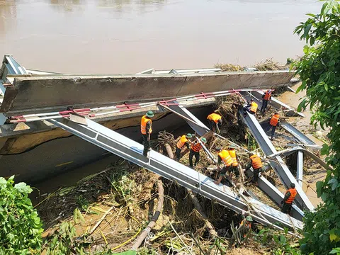 Thủ tướng chỉ đạo khẩn trương nghiên cứu đầu tư xây dựng cầu Phong Châu mới