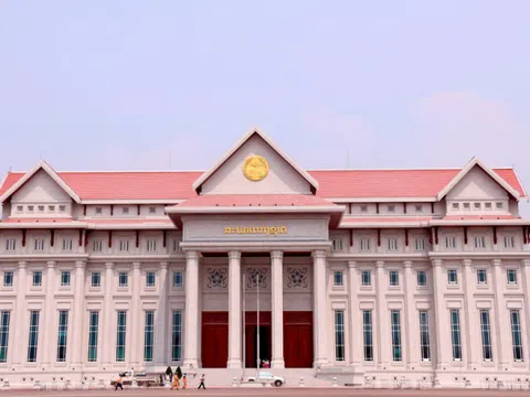Việt Nam bàn giao công trình Nhà Quốc hội phục vụ Kỳ họp thứ nhất Quốc hội Lào Khoá IX