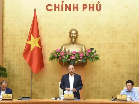 Thủ tướng yêu cầu nghiên cứu mở lại đường bay quốc tế, áp dụng "hộ chiếu vaccine"