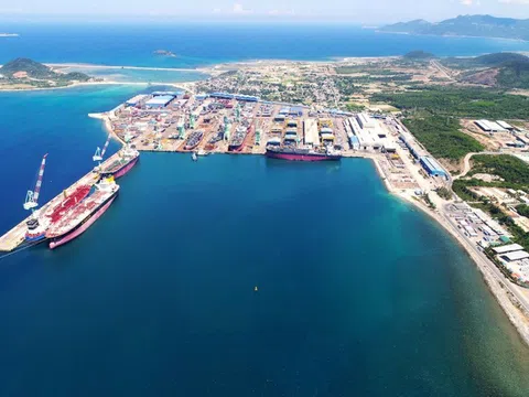 Khánh Hòa phát triển kinh tế biển làm trọng tâm