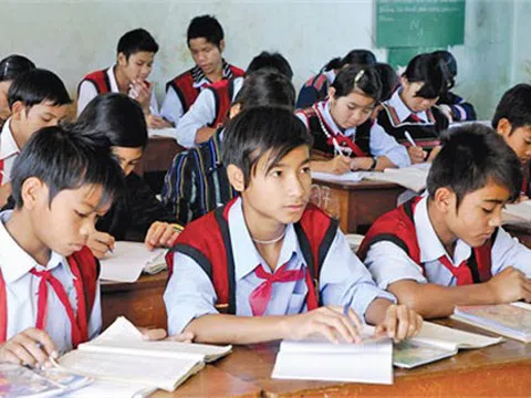 Hỗ trợ dạy và học tiếng dân tộc thiểu số trong trường phổ thông