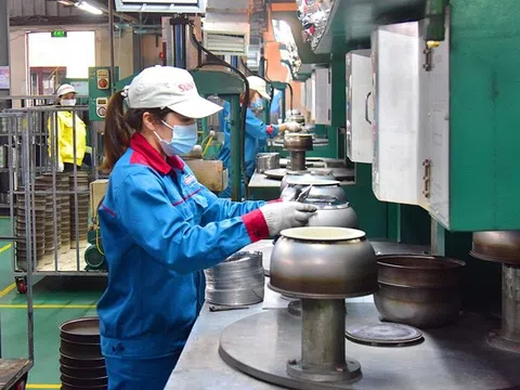 Hà Nội: Phát triển kinh tế trong bối cảnh dịch bệnh Covid – 19 diễn biến phức tạp
