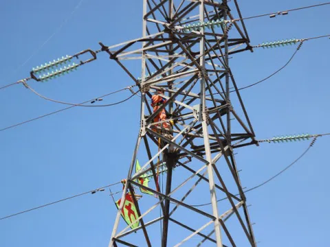 Dự án Đường dây 500kV Tây Hà Nội - Thường Tín chậm tiến độ, Hà Nội nguy cơ thiếu điện vào năm 2022