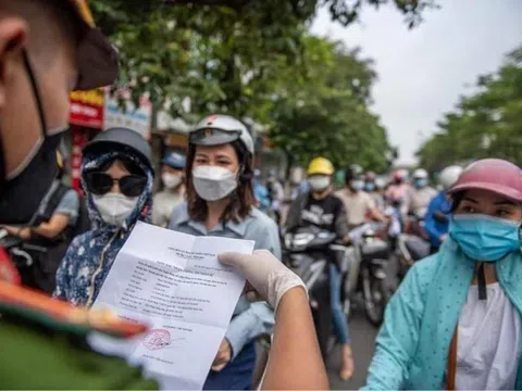 Hà Nội: 6 nhóm đối tượng được cấp giấy đi đường